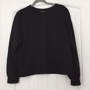 Lightweight sweat shirt